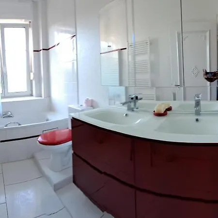 Chambre De Charme Dans Une Maison De Maitre Проживание в семье